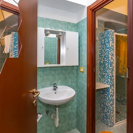 Apartment Grotta Dell'arte Turin